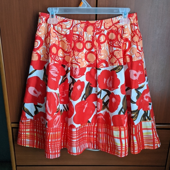 Nygard Collection skirt - Picture 2 of 6